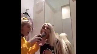 2 teens horny in changing rooms